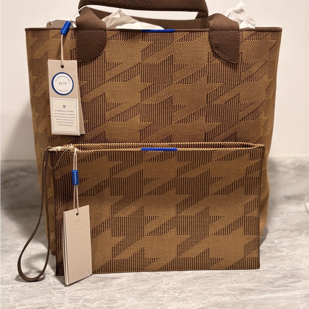 Rothy’s Collectors Edition Lightweight Houndstooth Tote & Wristlet